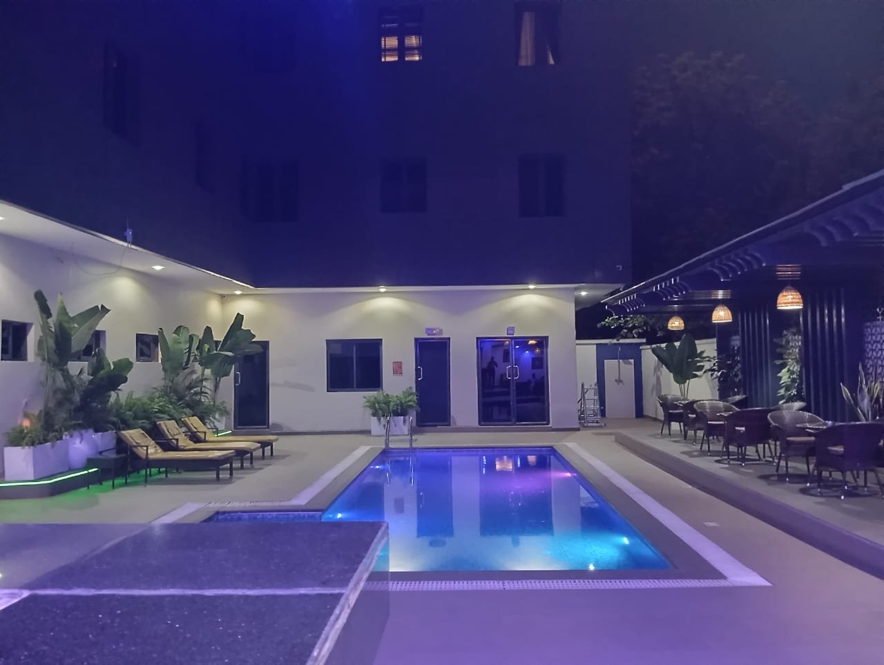 The outdoor swimming pool at LimeRidge Signature Hotel, Ikeja GRA, Lagos